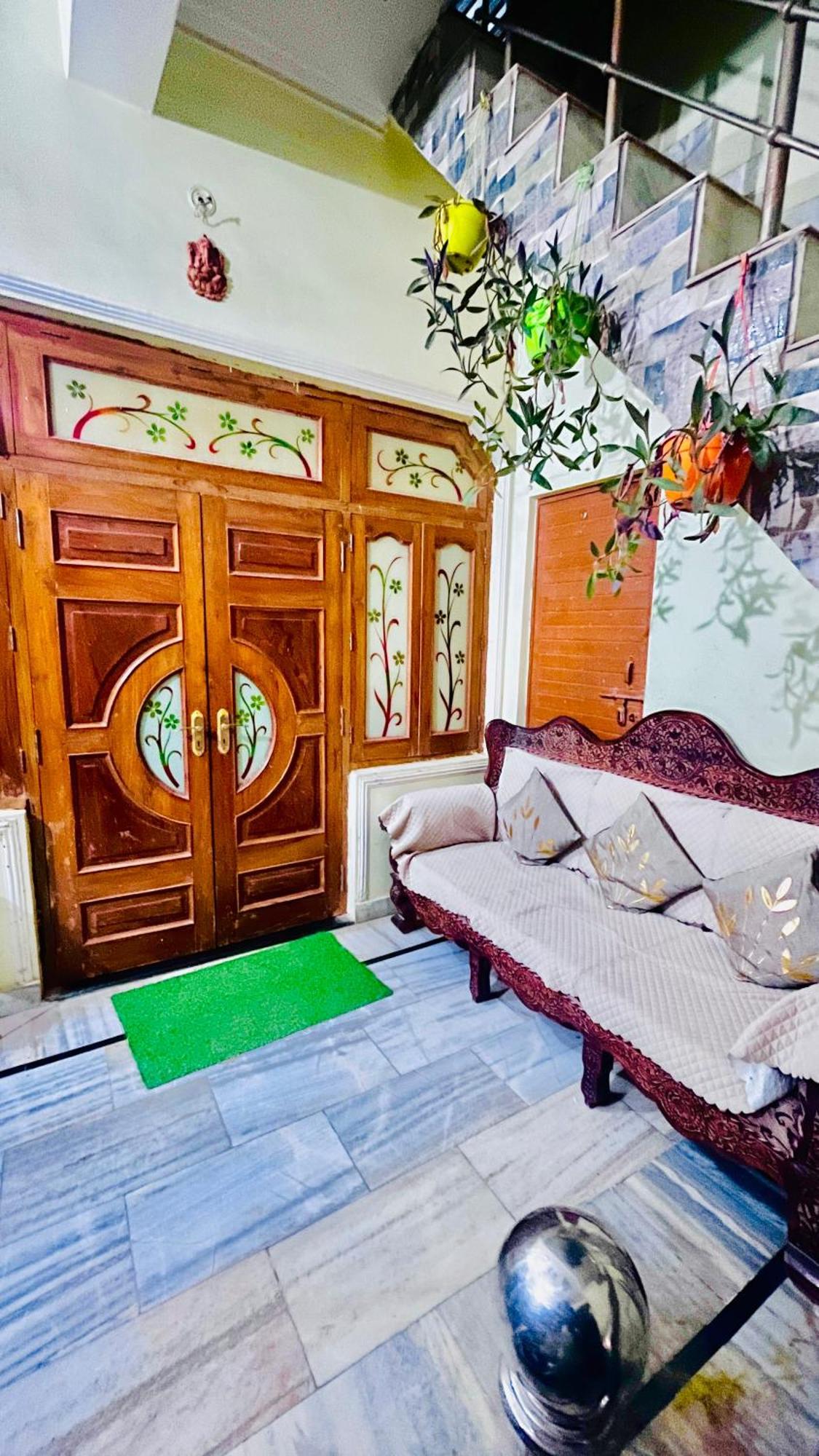 Chandan Homestay Prayagraj Exterior photo